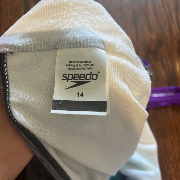 Speedo one piece kids - Picture 3 of 3